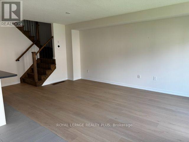 4 Prestwick Street, Hamilton, Ontario  L8J 0K6 - Photo 9 - X13623392
