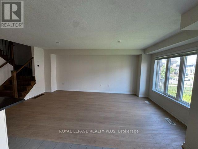 4 Prestwick Street, Hamilton, Ontario  L8J 0K6 - Photo 10 - X13623392