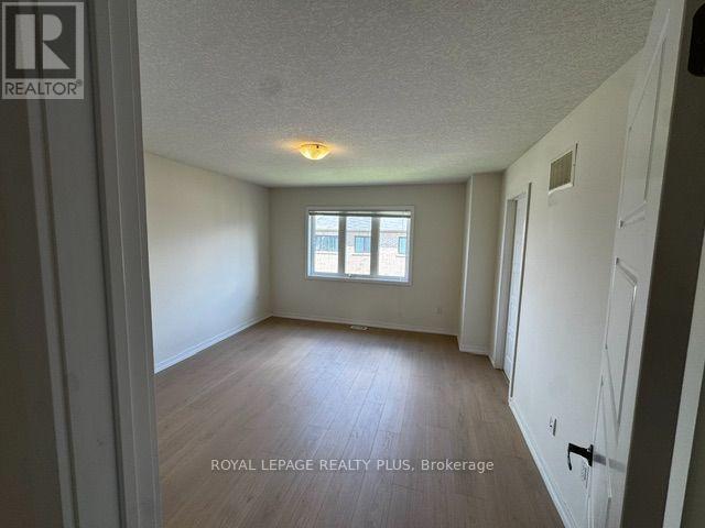 4 Prestwick Street, Hamilton, Ontario  L8J 0K6 - Photo 17 - X13623392