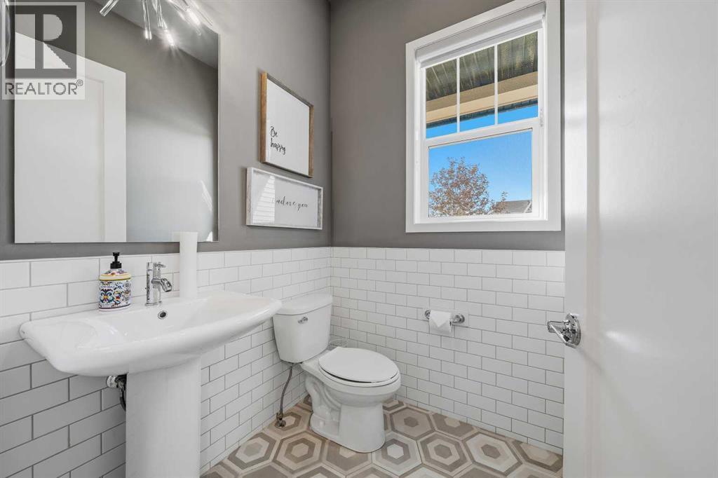 240 D'arcy Ranch Drive, Okotoks, Alberta  T1S 5T1 - Photo 4 - A2335214