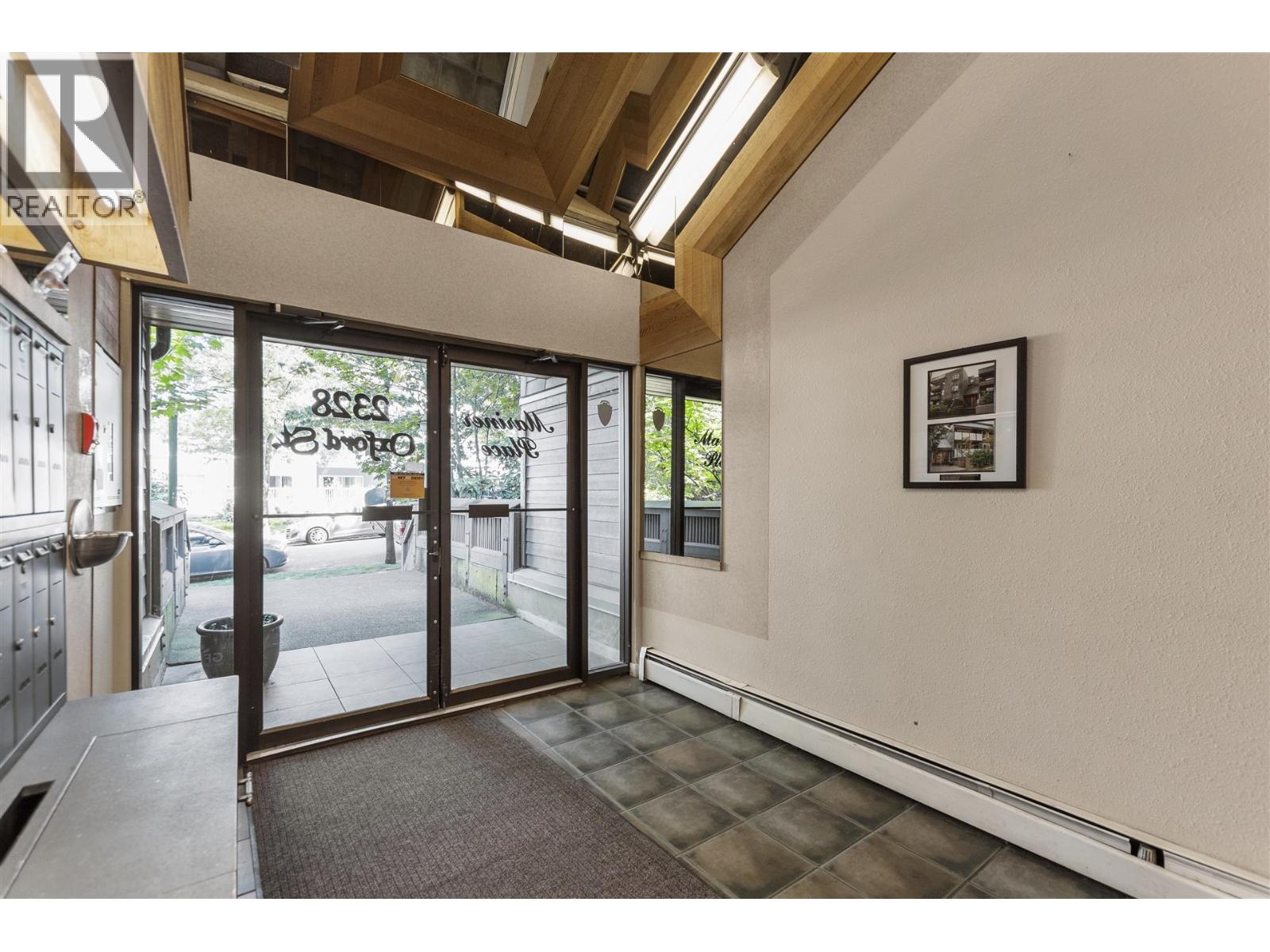 302 2328 Oxford Street, Vancouver, British Columbia  V5L 1G3 - Photo 2 - R3152836
