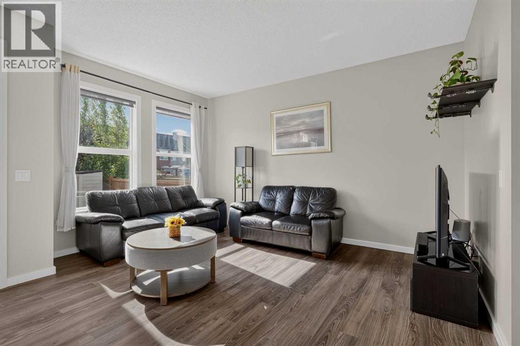 50 Legacy Close Se, Calgary, Alberta  T0L 0X0 - Photo 4 - A2329308