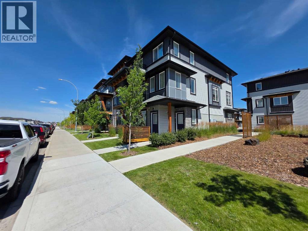 14 Savanna Passage NE, Calgary, Alberta  T3J 0Y2 - Photo 13 - A2334656