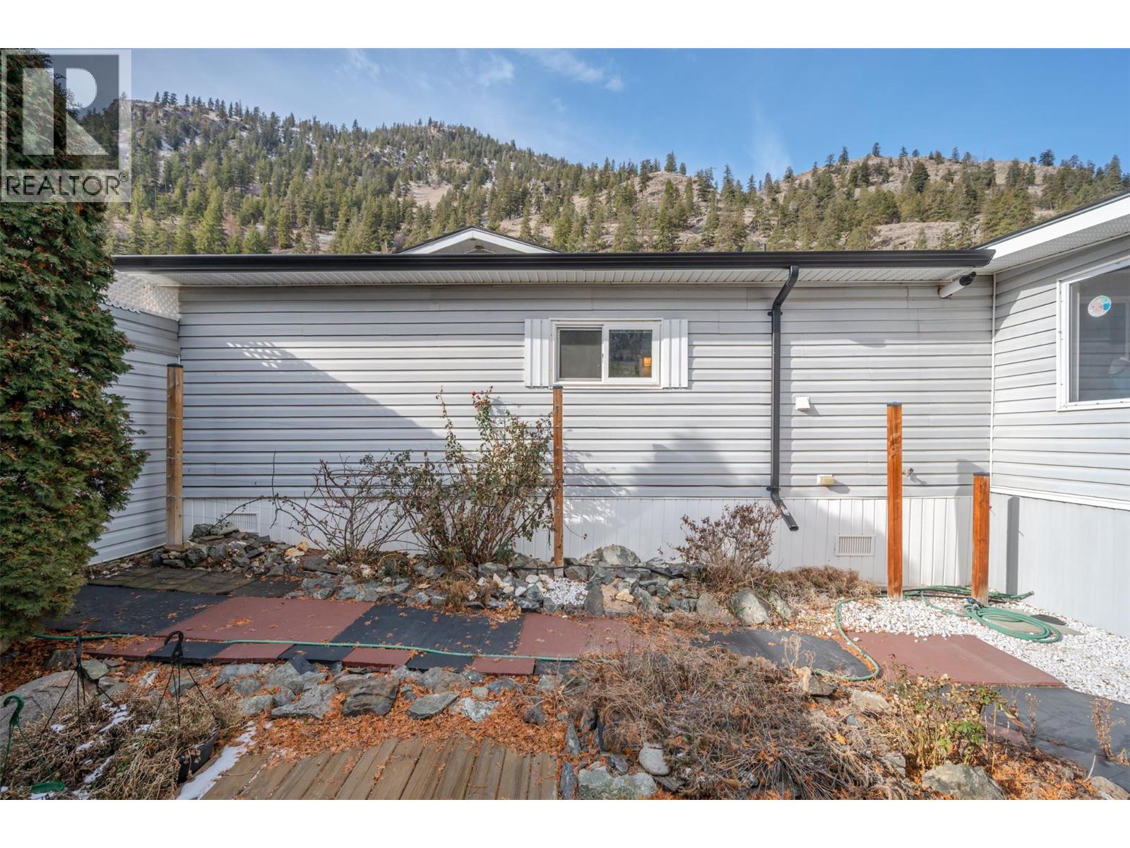 1292 Highway 3a Unit# 30, Keremeos, British Columbia  V0X 1N4 - Photo 33 - 10396967