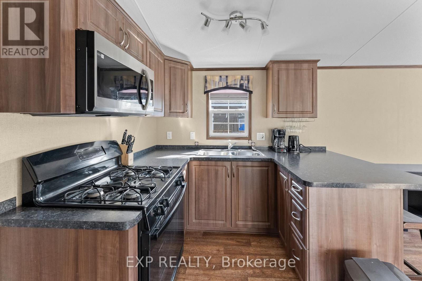 110 - 1501 Line 8 Road, Niagara-On-The-Lake, Ontario  L0S 1J0 - Photo 10 - X13646324