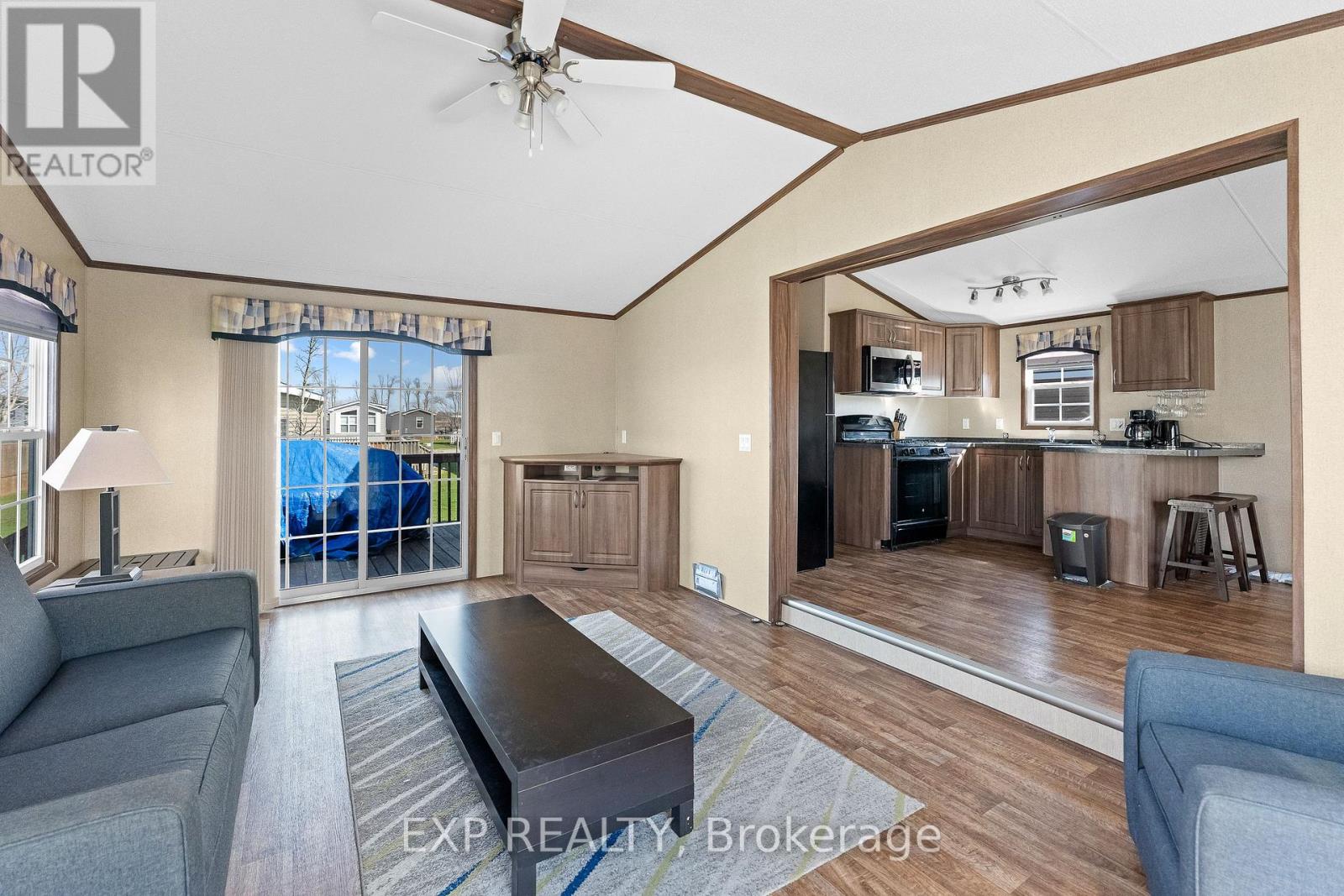 110 - 1501 Line 8 Road, Niagara-On-The-Lake, Ontario  L0S 1J0 - Photo 3 - X13646324