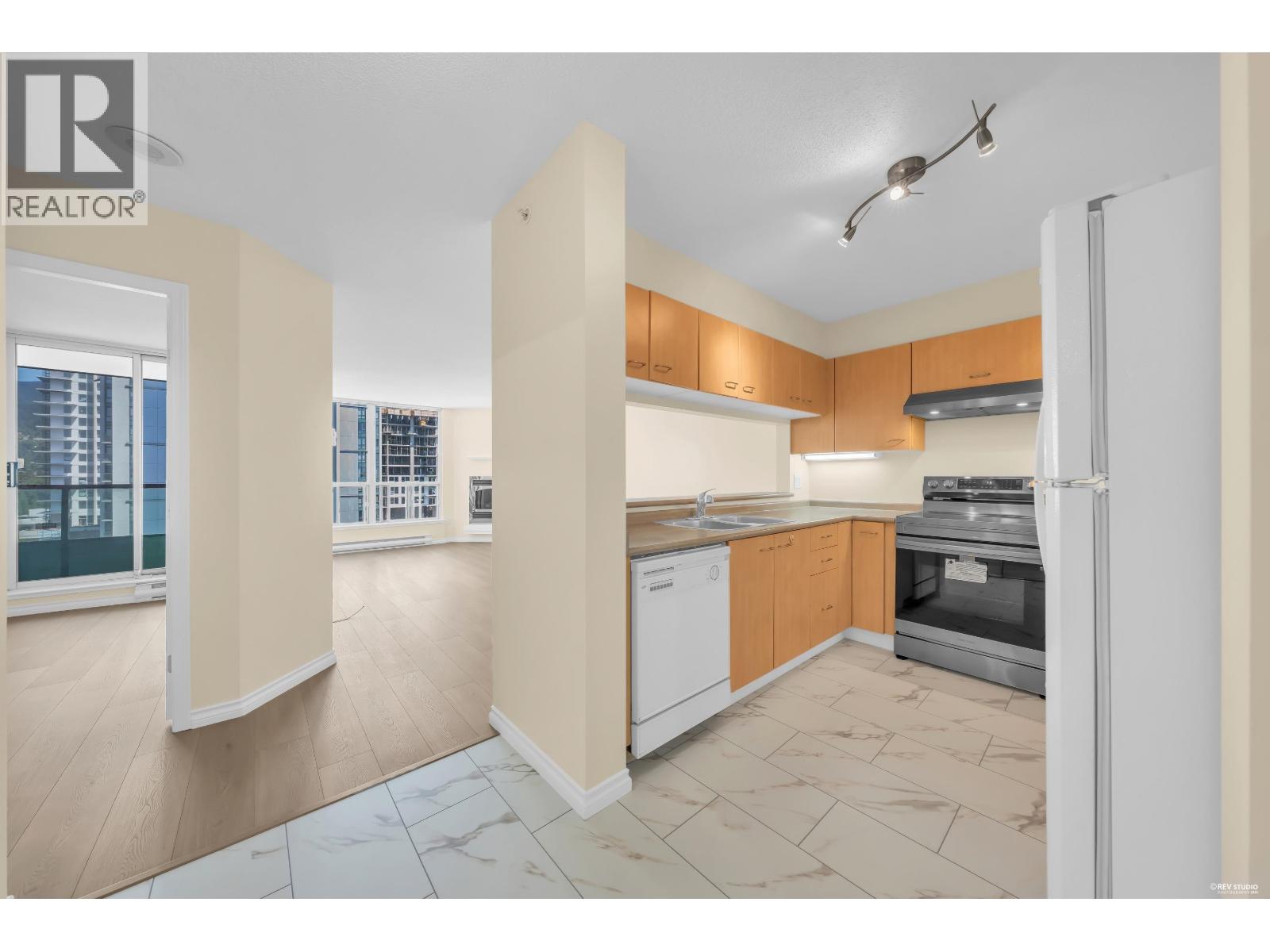 1505 1148 Heffley Crescent, Coquitlam, British Columbia  V3B 8A6 - Photo 6 - R3153366