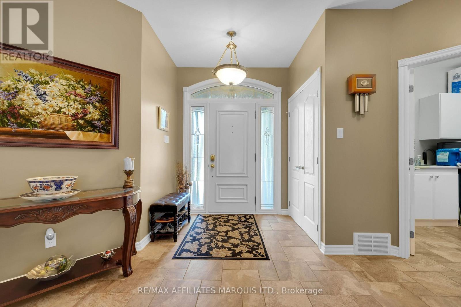6662 Sutherland Avenue, South Glengarry, Ontario K6H 7J3 - Photo 4 - X13646286