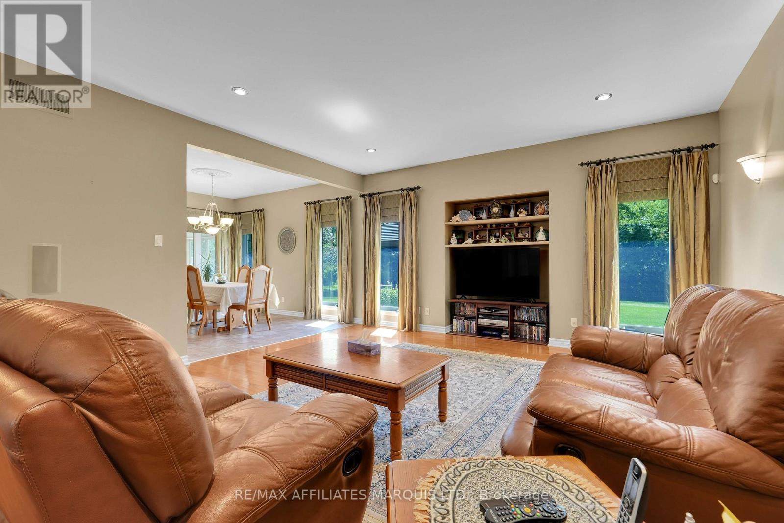 6662 Sutherland Avenue, South Glengarry, Ontario K6H 7J3 - Photo 6 - X13646286