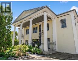 9 PARK STREET, Chatham, Ontario