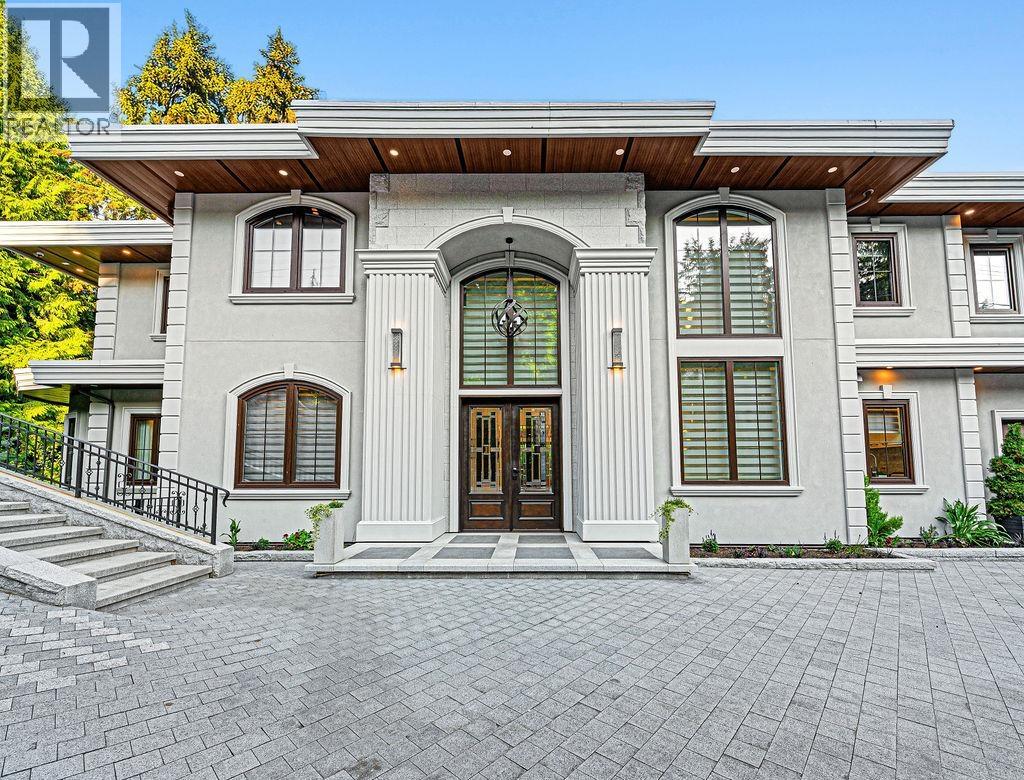 558 GLENROSS ROAD, West Vancouver, British Columbia