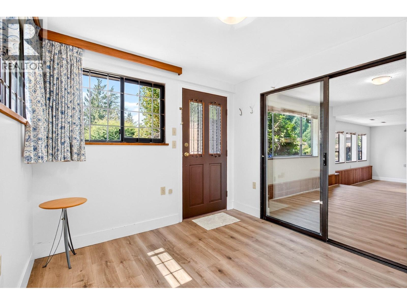 5600 Grousewoods Place, North Vancouver, British Columbia  V7R 4T4 - Photo 27 - R3153339