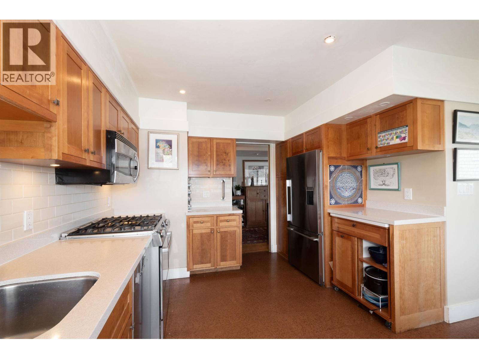 4455 Harris Place, North Vancouver, British Columbia V7G 1E9 - Photo 13 - R3153376
