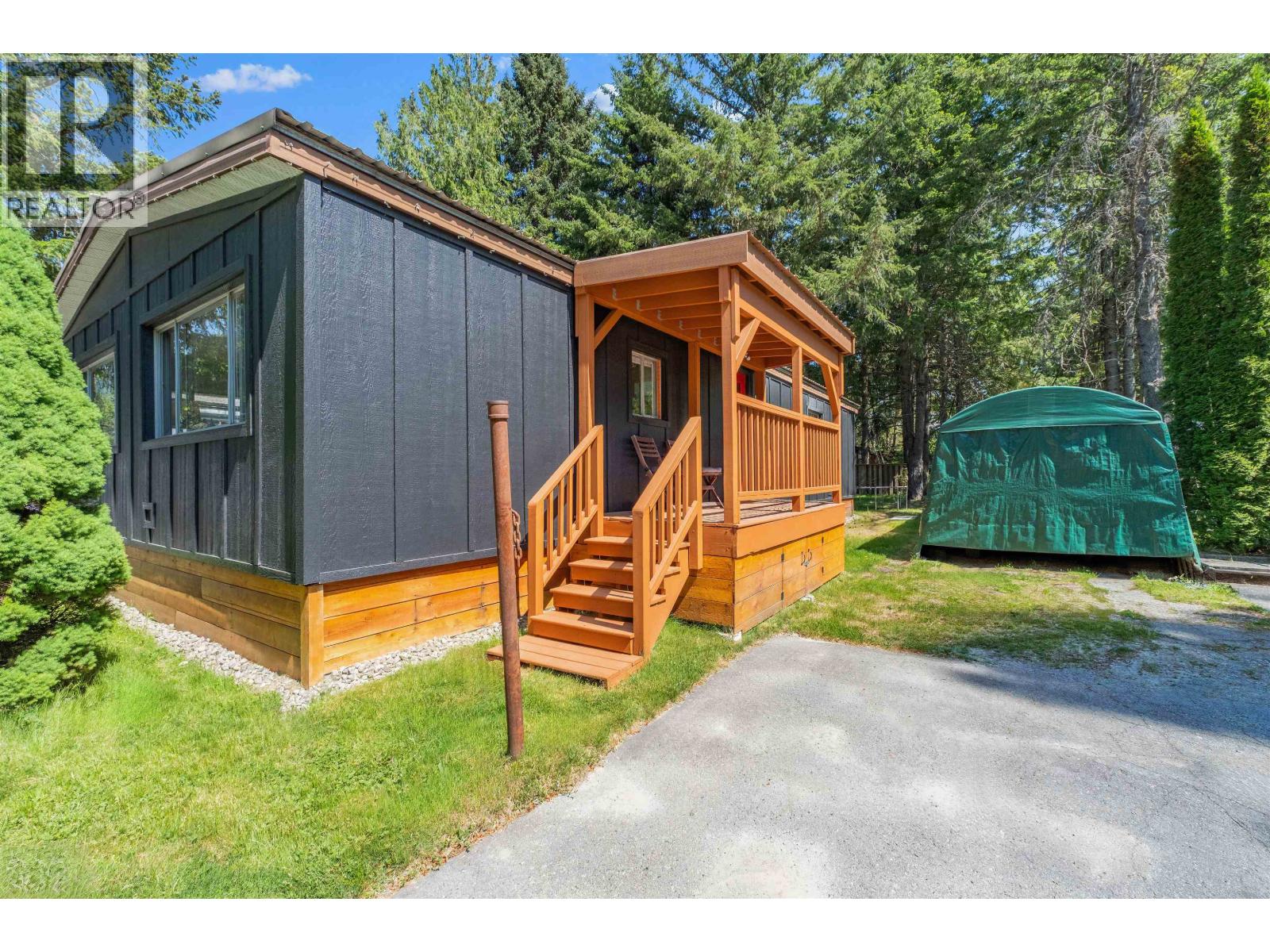 17 7370 Highway 99, Pemberton, British Columbia  V0N 2L1 - Photo 11 - R3153379