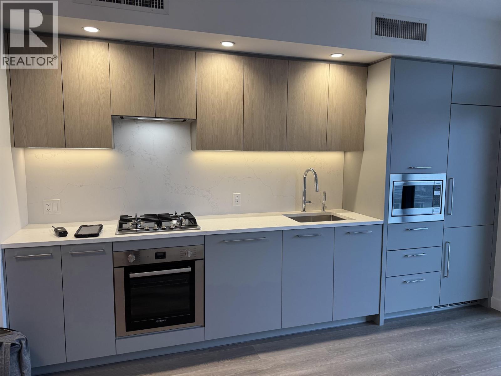 406 6608 Sussex Avenue, Burnaby, British Columbia  V5H 0M3 - Photo 9 - R3153337