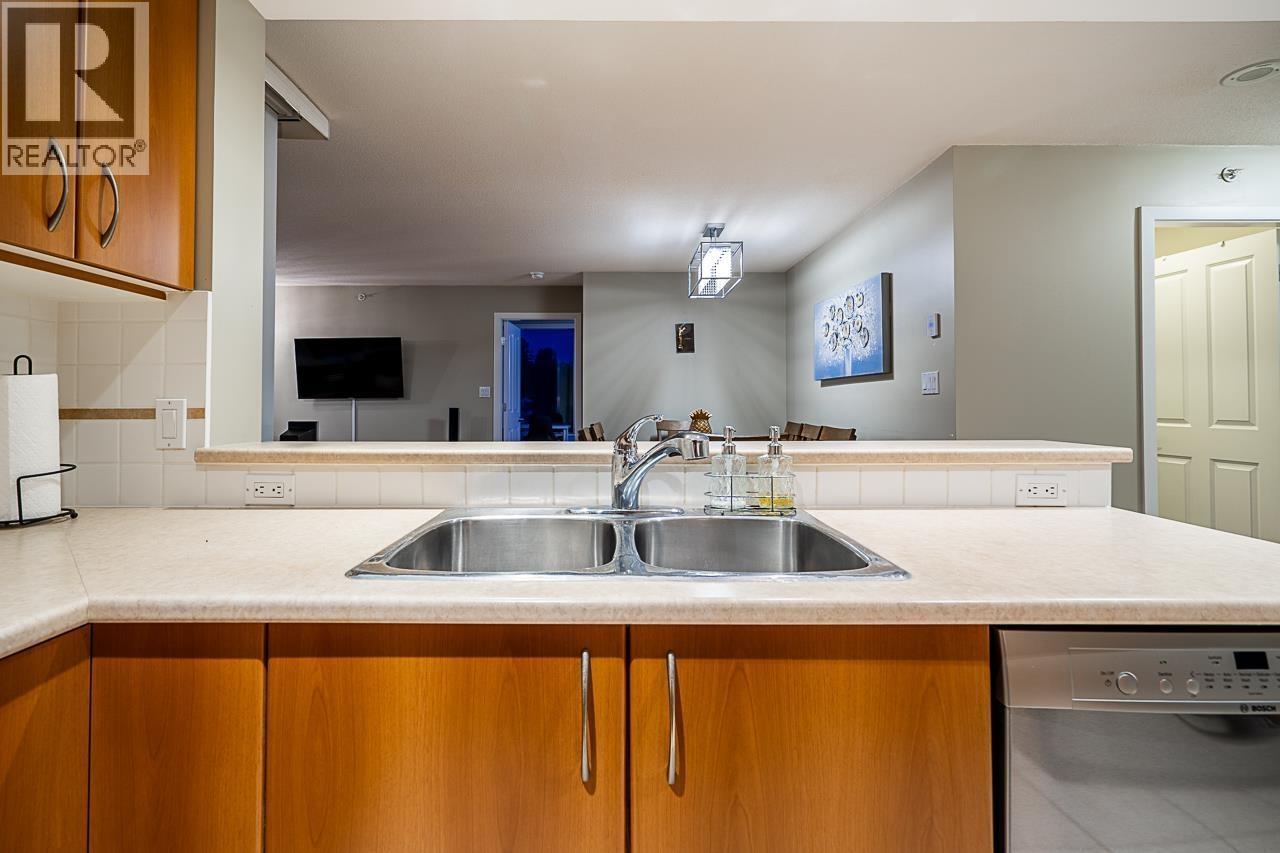 1105 235 Guildford Way, Port Moody, British Columbia  V3H 5L8 - Photo 13 - R3153374