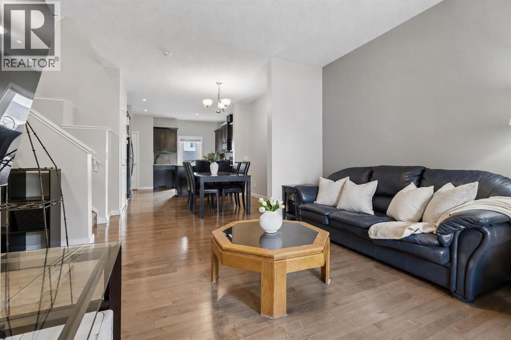 110 Clydesdale Way, Cochrane, Alberta  T4C 0L6 - Photo 6 - A2332196