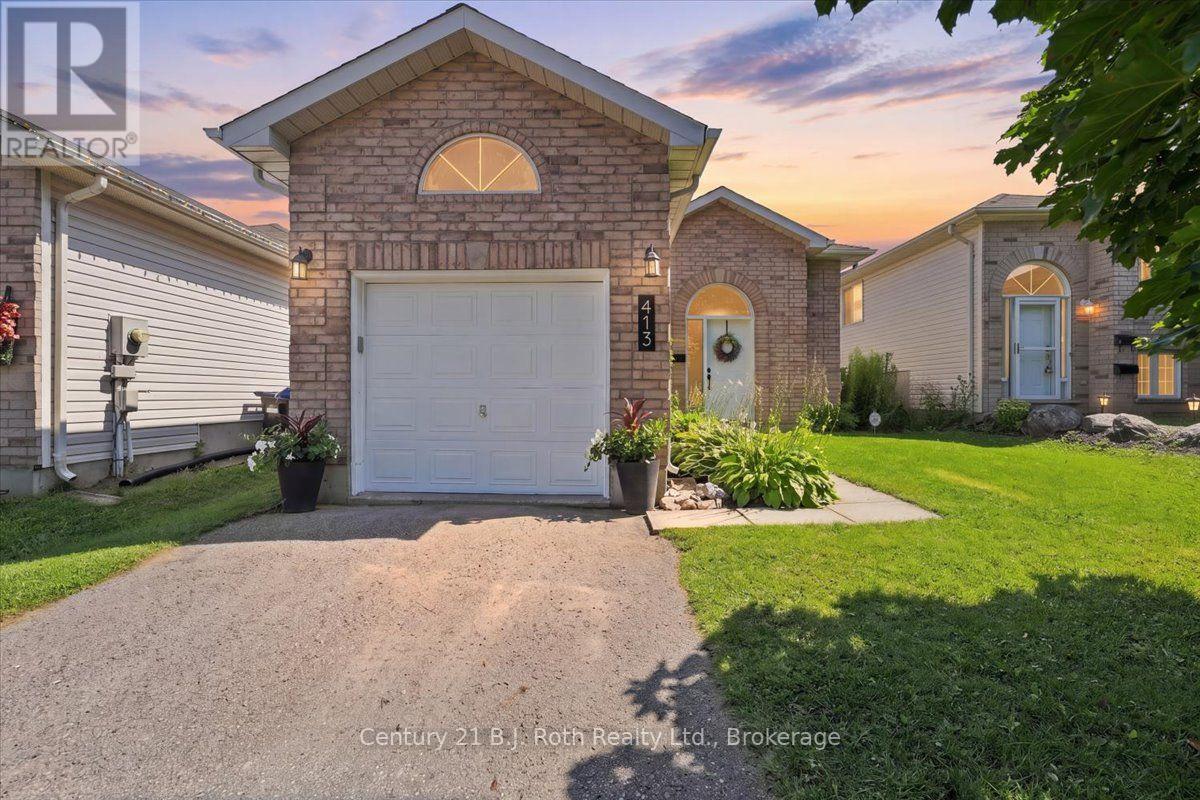 413 Irwin Street, Midland, Ontario  L4R 2V6 - Photo 1 - S13646252