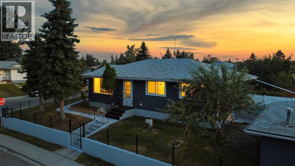 3331 41 Street SE, Calgary, Alberta  T2B 1E7 - Photo 2 - A2335227