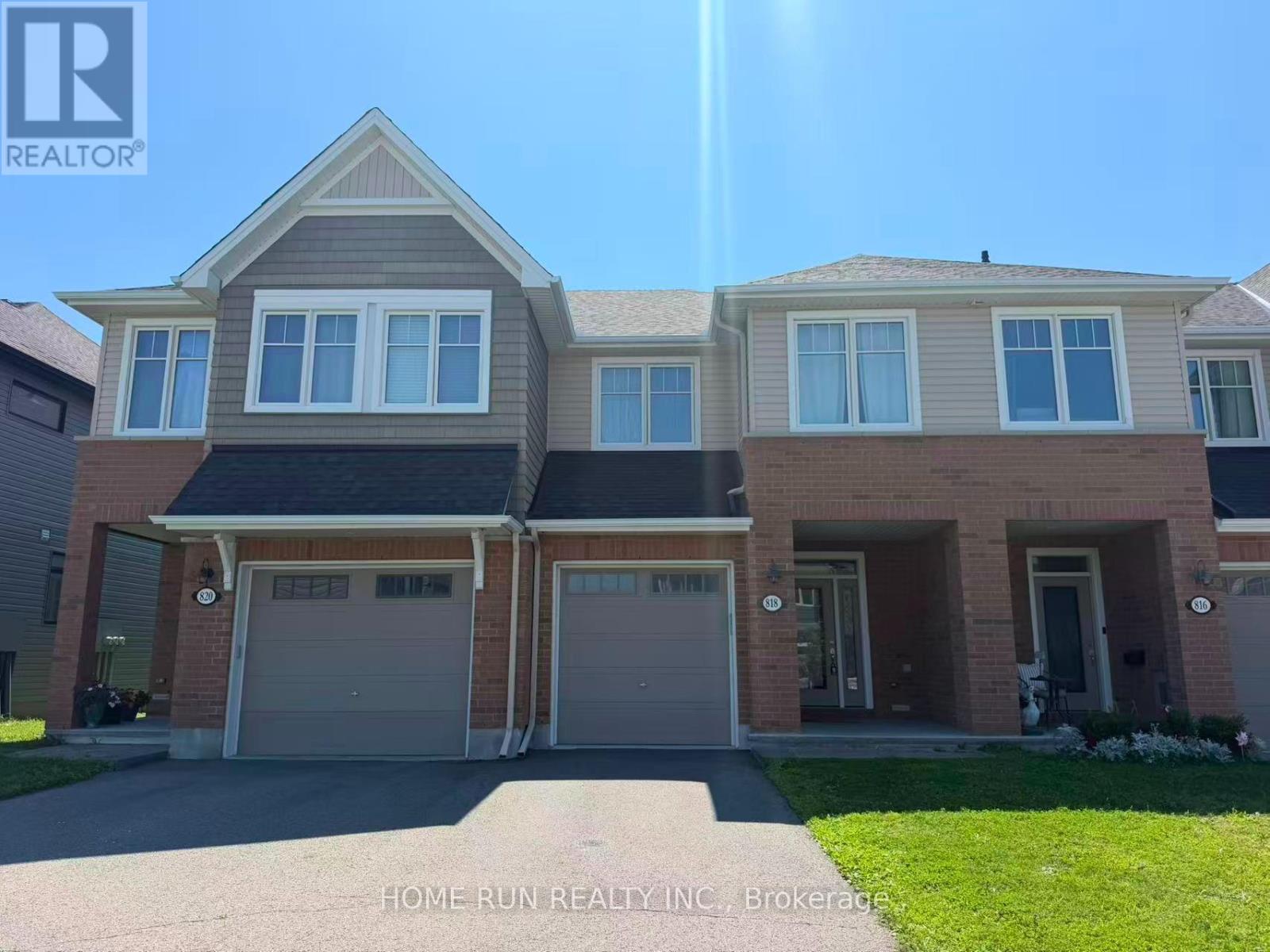 818 Clapham Terrace, Ottawa, Ontario  K2S 2N8 - Photo 1 - X13638964
