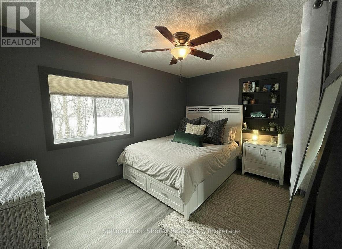 418 Elgin Street, Saugeen Shores, Ontario  N0H 2C0 - Photo 10 - X13646262