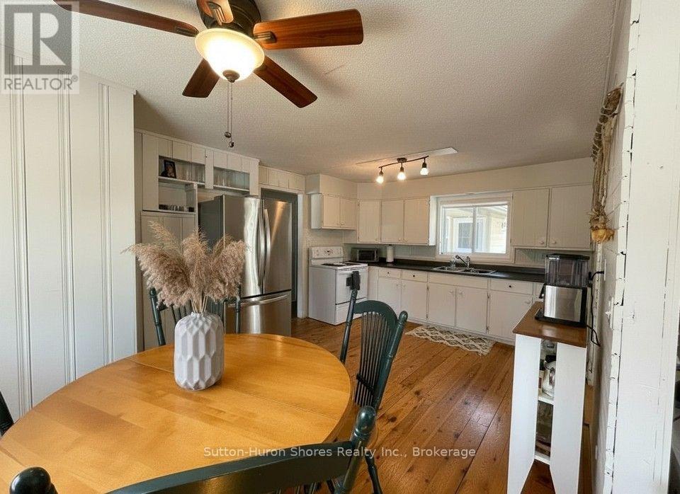 418 Elgin Street, Saugeen Shores, Ontario  N0H 2C0 - Photo 8 - X13646262
