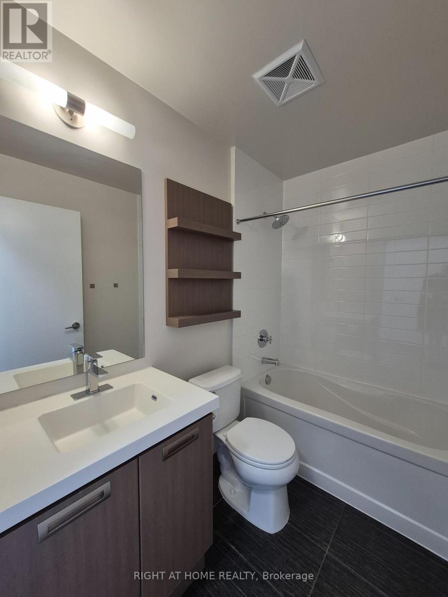 1807 - 90 Stadium Road, Toronto, Ontario  M5V 3W5 - Photo 3 - C13646258