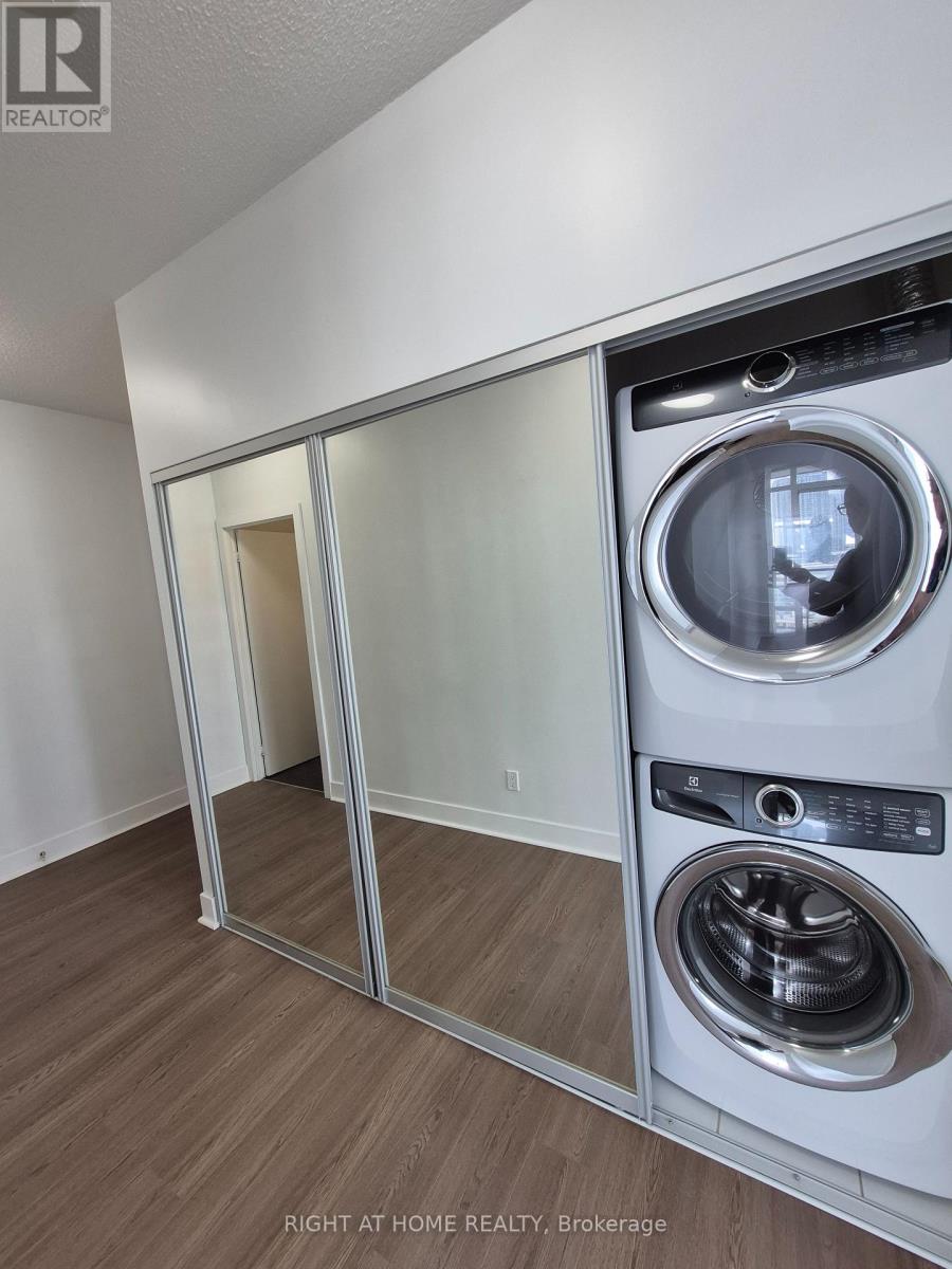 1807 - 90 Stadium Road, Toronto, Ontario  M5V 3W5 - Photo 5 - C13646258