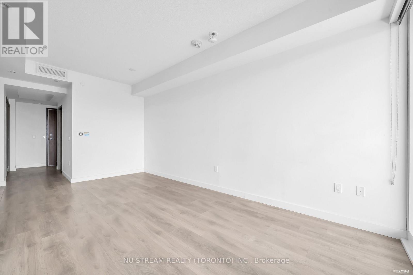 1105 - 95 Mcmahon Drive, Toronto, Ontario  M2K 0H2 - Photo 10 - C13646278