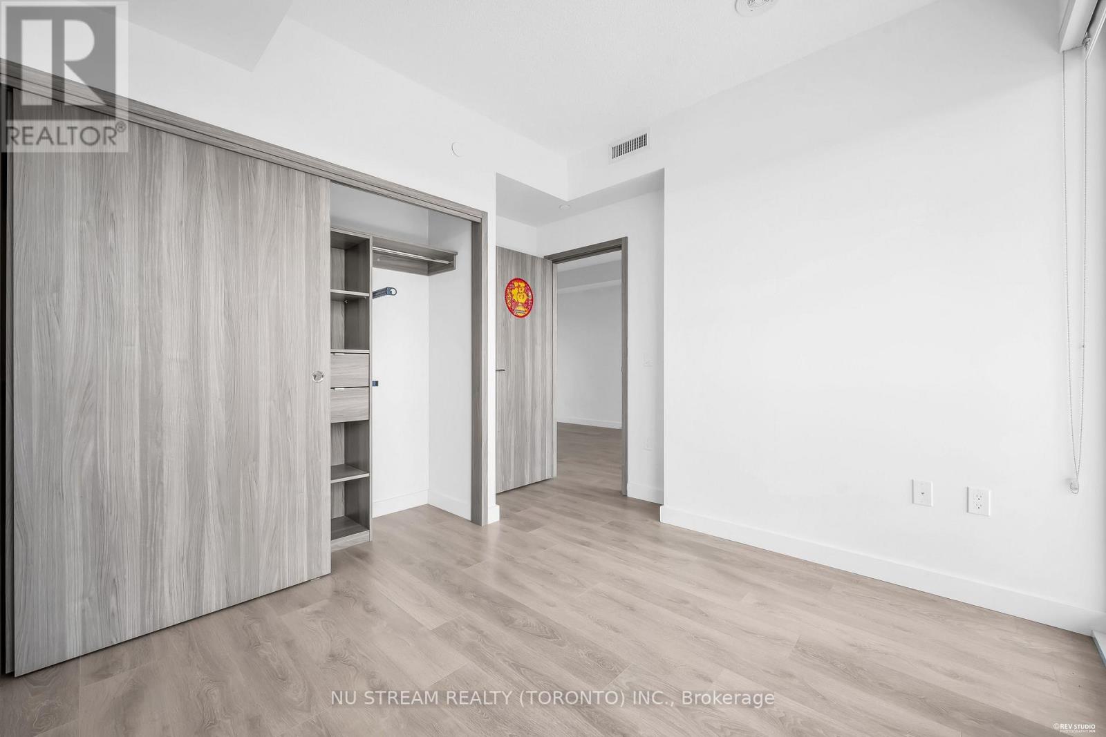 1105 - 95 Mcmahon Drive, Toronto, Ontario  M2K 0H2 - Photo 18 - C13646278