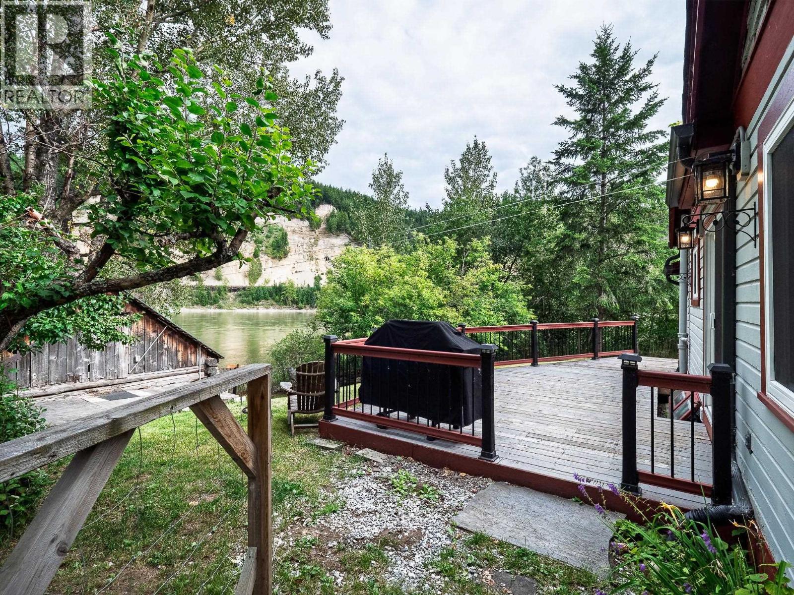 2688 Inlander Street, Prince George, British Columbia  V2L 1J9 - Photo 10 - R3153088