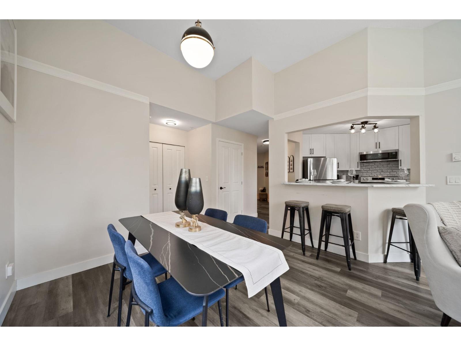 404 10186 155 Street, Surrey, British Columbia  V3R 0R6 - Photo 10 - R3153401