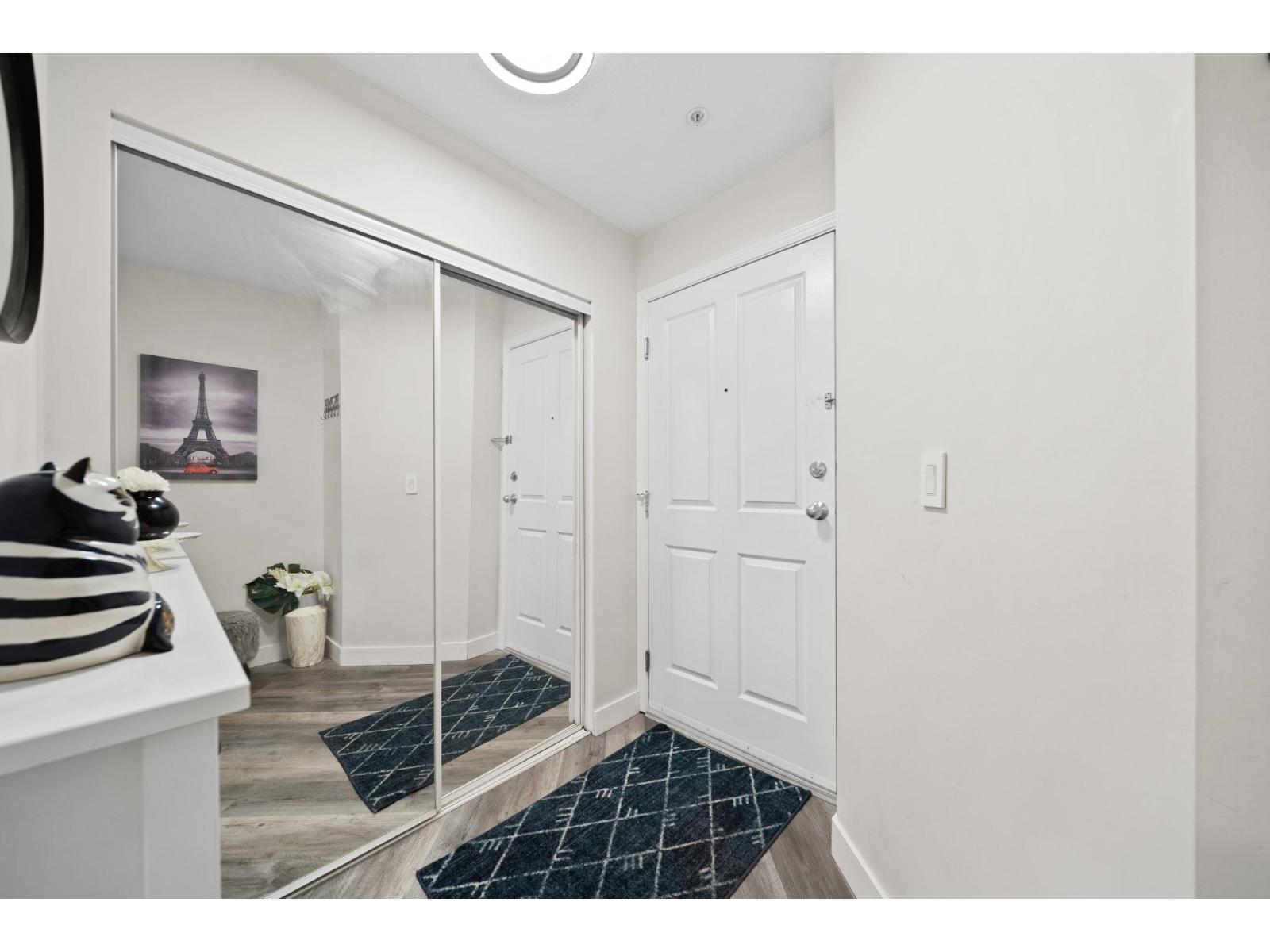 404 10186 155 Street, Surrey, British Columbia  V3R 0R6 - Photo 11 - R3153401