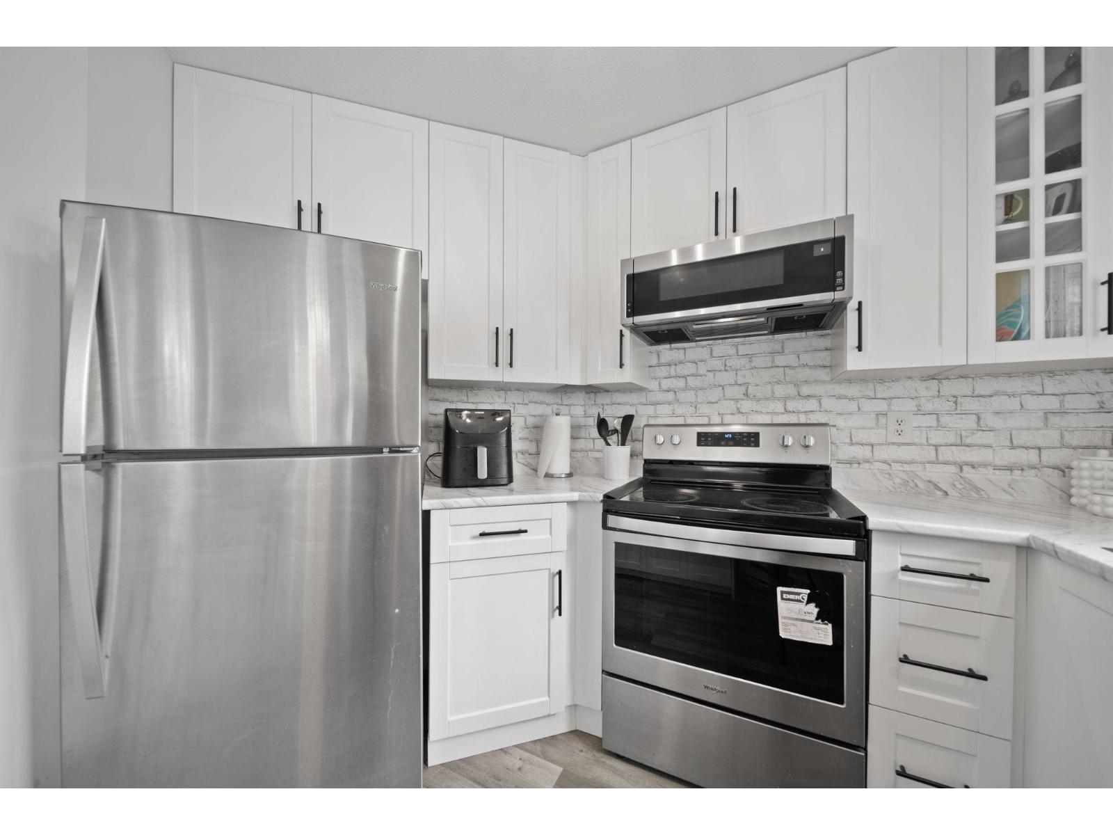404 10186 155 Street, Surrey, British Columbia  V3R 0R6 - Photo 14 - R3153401