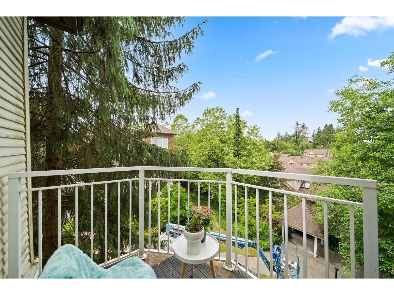 404 10186 155 Street, Surrey, British Columbia  V3R 0R6 - Photo 6 - R3153401