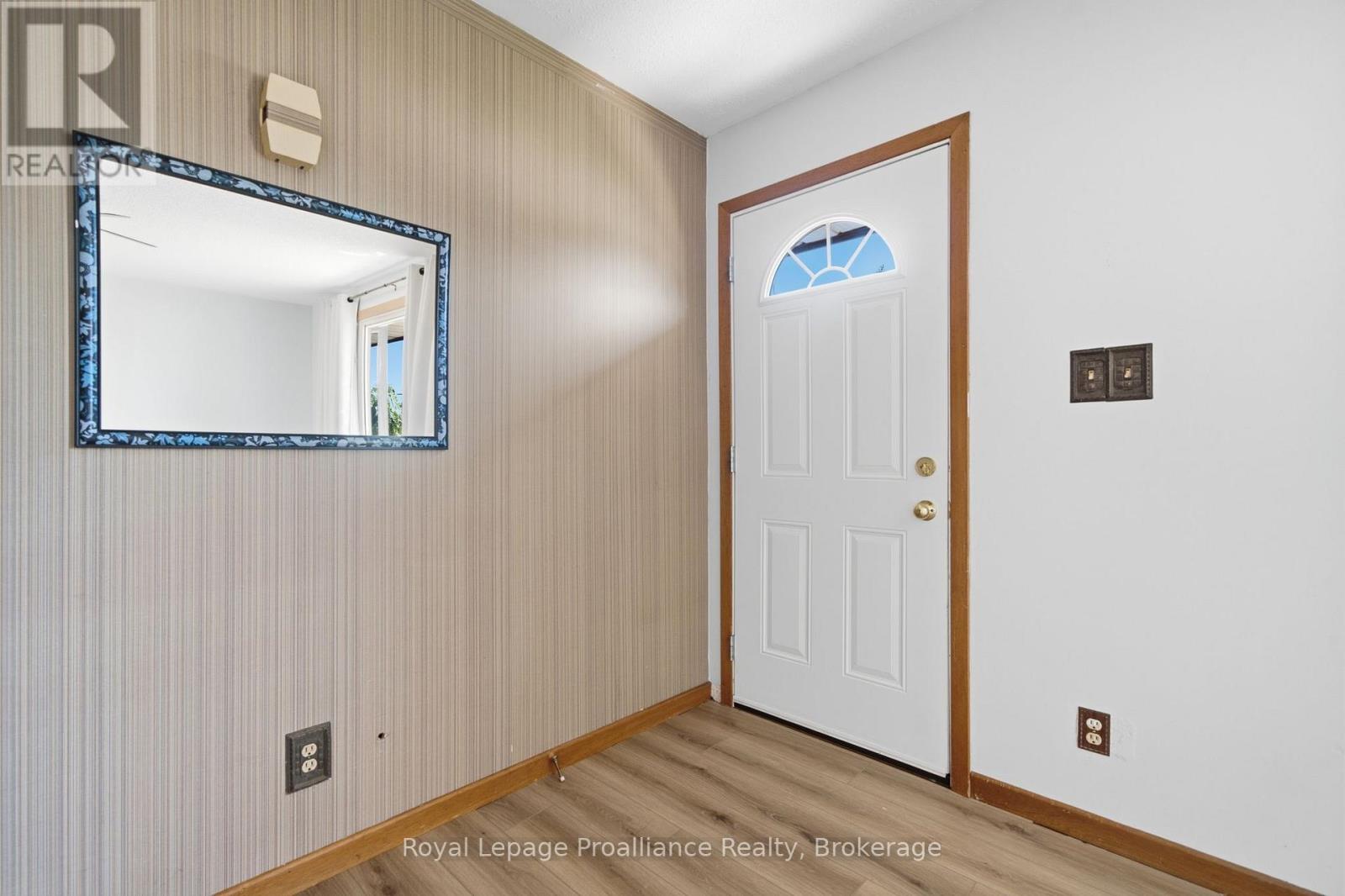 499 Meyers Creek Road, Quinte West, Ontario  K8V 0P4 - Photo 12 - X13646254