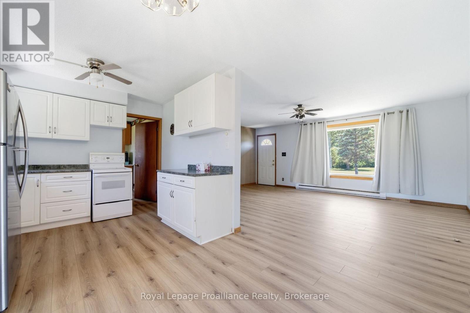 499 Meyers Creek Road, Quinte West, Ontario  K8V 0P4 - Photo 18 - X13646254