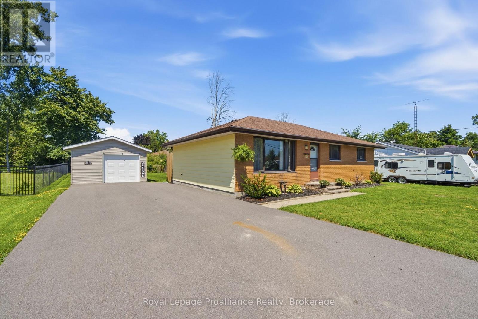 499 Meyers Creek Road, Quinte West, Ontario  K8V 0P4 - Photo 5 - X13646254