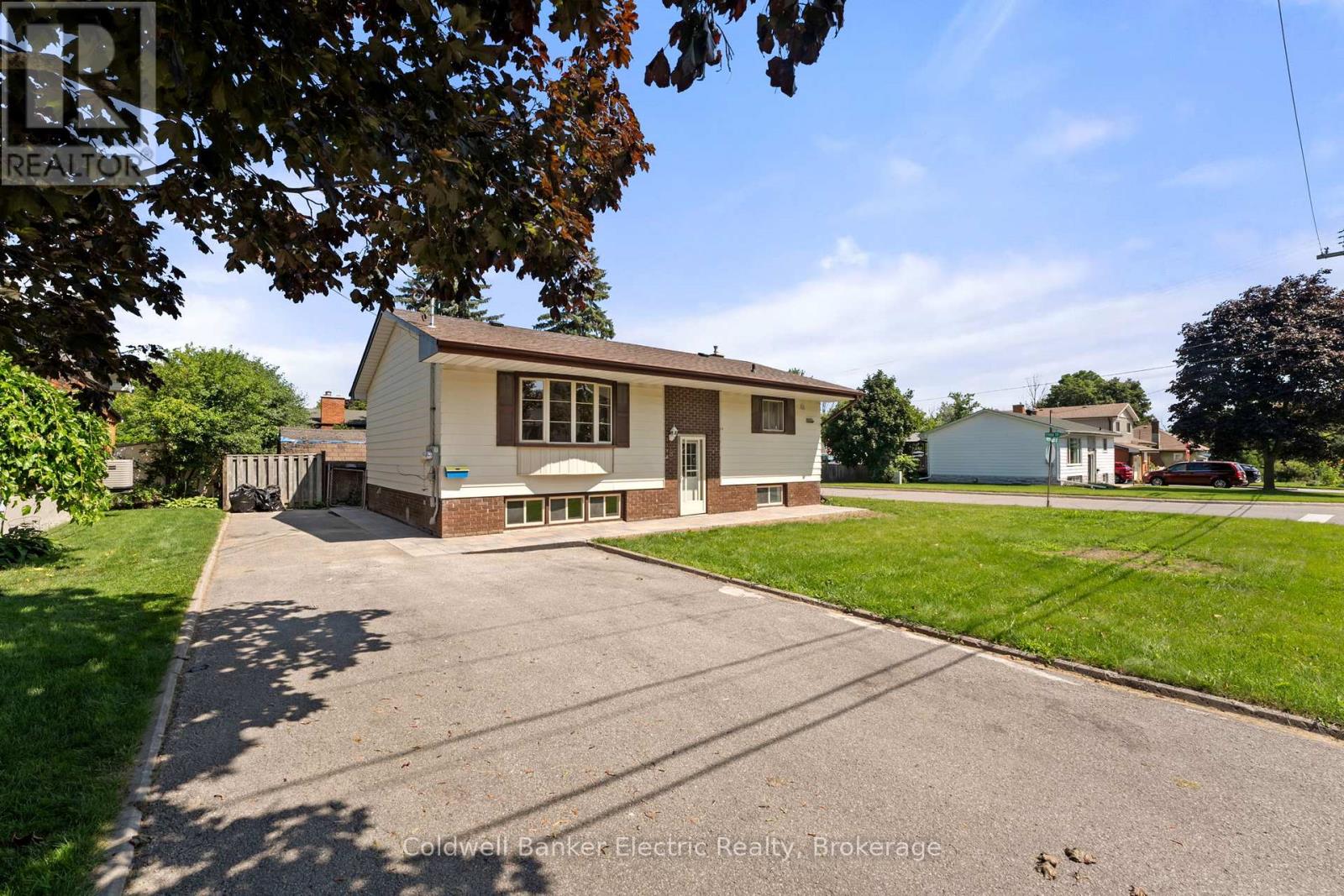 8b Pottinger Street, Kawartha Lakes, Ontario  K9V 3X3 - Photo 14 - X13646264
