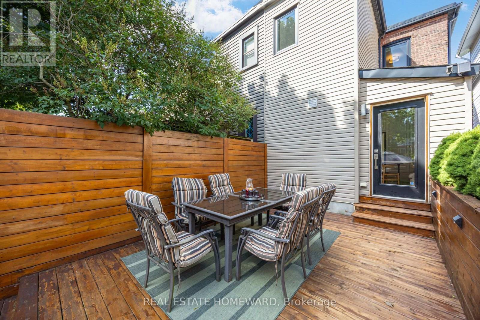 43 Amroth Avenue, Toronto, Ontario  M4C 4H3 - Photo 14 - E13646358