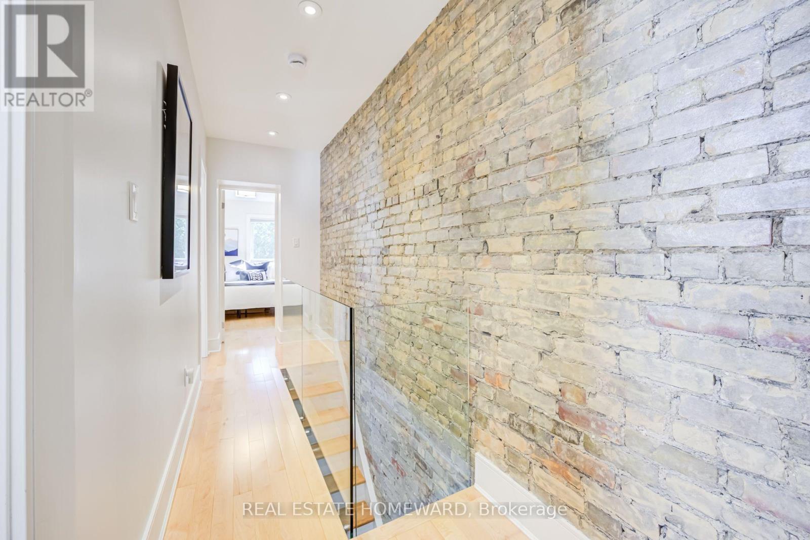 43 Amroth Avenue, Toronto, Ontario  M4C 4H3 - Photo 25 - E13646358