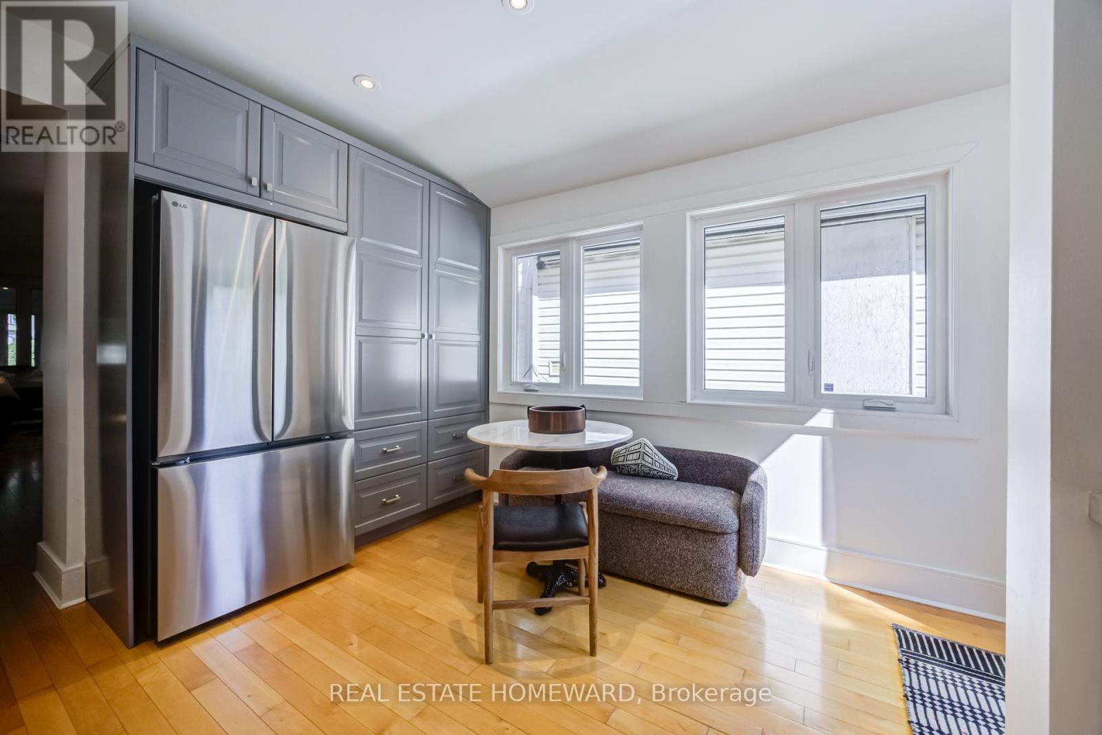 43 Amroth Avenue, Toronto, Ontario  M4C 4H3 - Photo 5 - E13646358