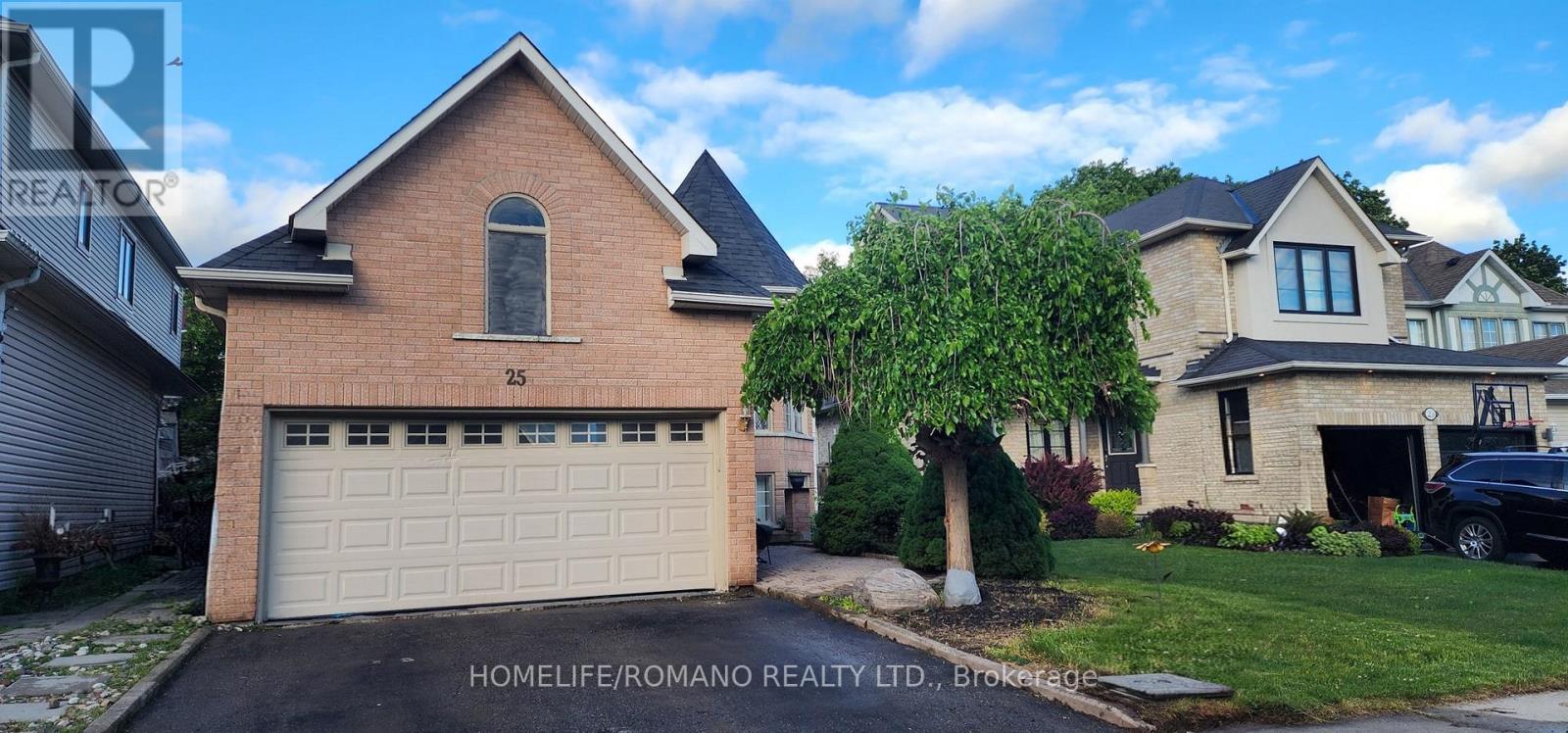 25 Bedell Crescent, Whitby, Ontario  L1R 2N8 - Photo 2 - E13646362