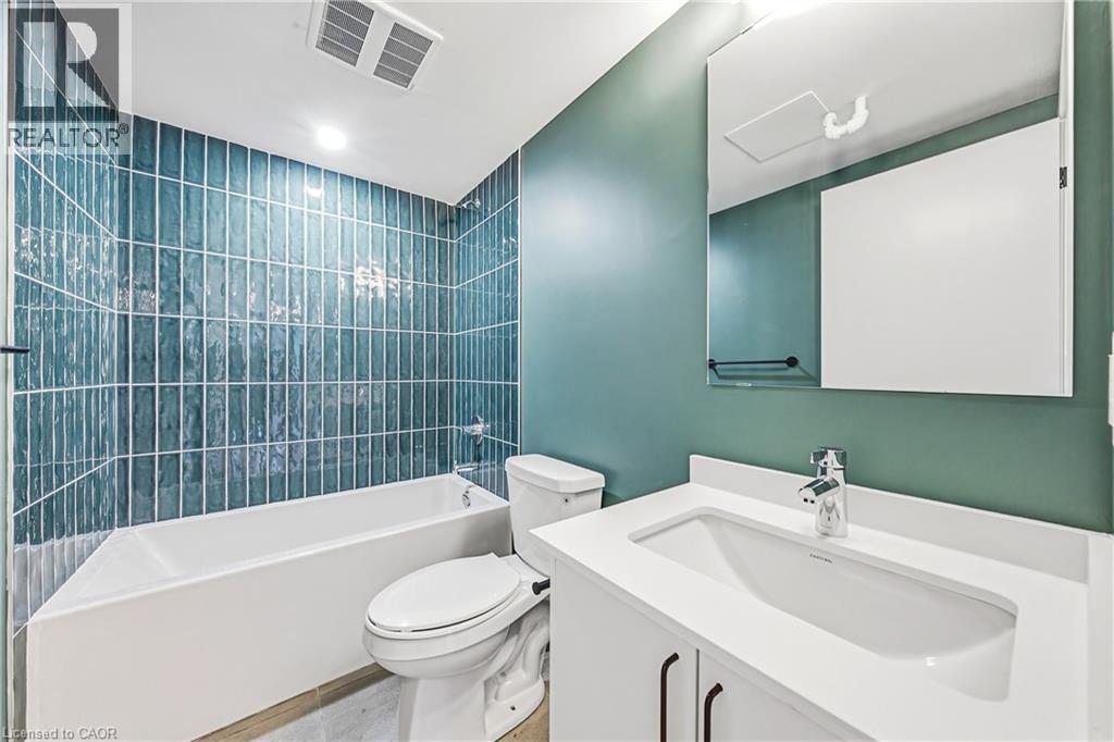 325 JAMES Street S Unit# 103