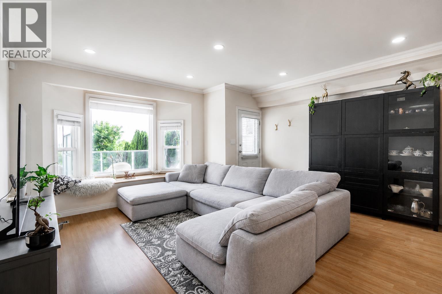1124 Rochester Avenue, Coquitlam, British Columbia  V3K 2X4 - Photo 8 - R3151070