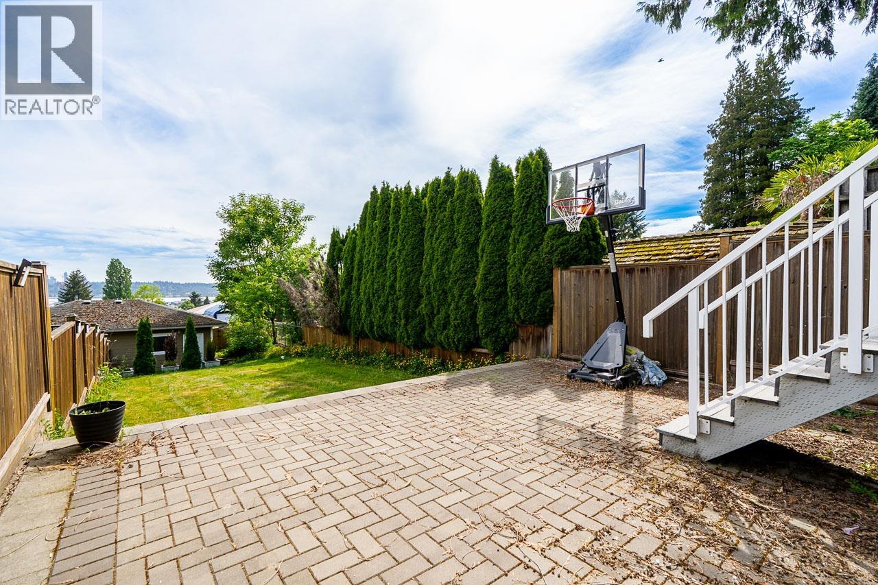 1124 Rochester Avenue, Coquitlam, British Columbia  V3K 2X4 - Photo 27 - R3151070