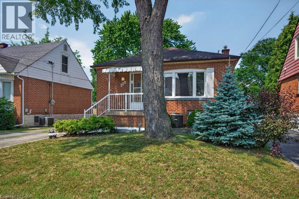 220 East 13th Street, Hamilton, Ontario  L9A 3Z7 - Photo 3 - 40850695