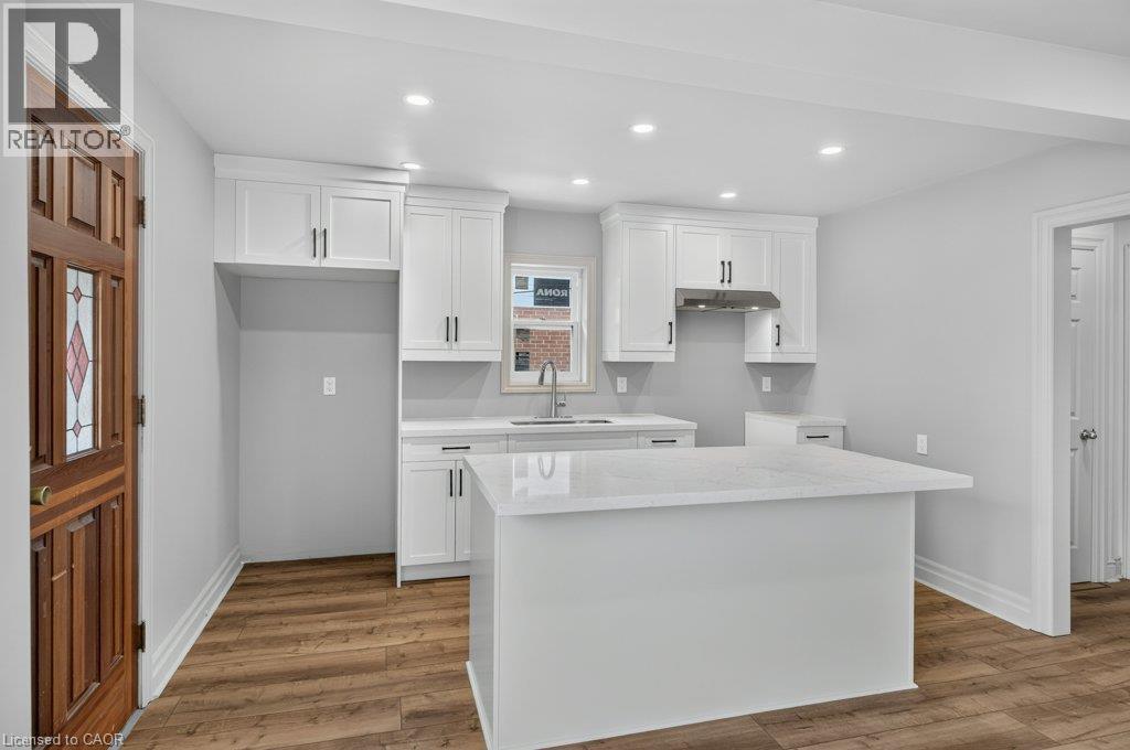 220 East 13th Street, Hamilton, Ontario  L9A 3Z7 - Photo 9 - 40850695
