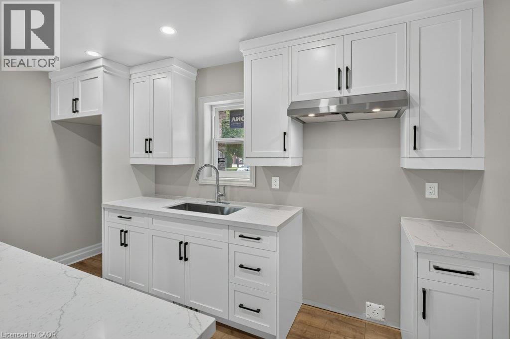 220 East 13th Street, Hamilton, Ontario  L9A 3Z7 - Photo 12 - 40850695