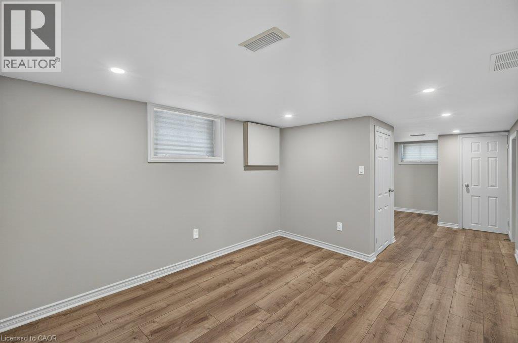 220 East 13th Street, Hamilton, Ontario  L9A 3Z7 - Photo 29 - 40850695